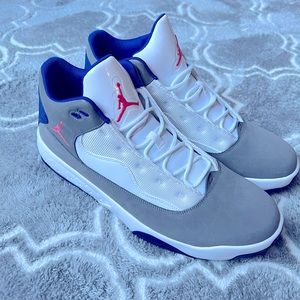 Jordan Max Aura 2 size 14